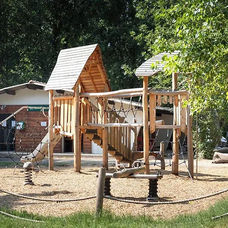Huttopia Millau